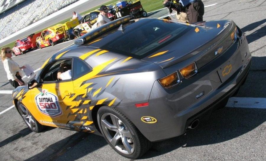  Chevrolet Camaro Daytona 500 Pace Car 2009 года  (фото 18 из 18)